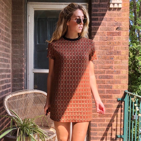Zara Dresses & Skirts - ZARA Geometric Short Sleeve Mini Shift Dress